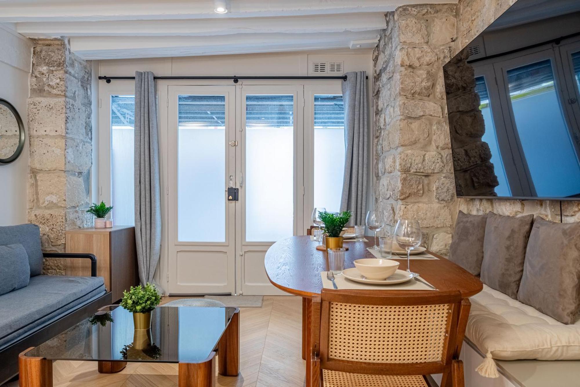 Lavie Maison Ac & Jacuzzi * Parijs